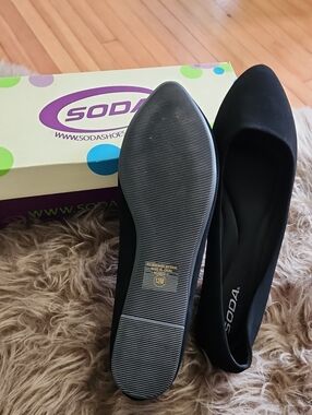 Soda Black Pointed Slip-On Flats NEW